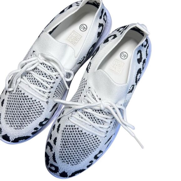 Slip on breathable mesh White Leopard Print Sneakers Women’s Size US 8 (… - Picture 10 of 16